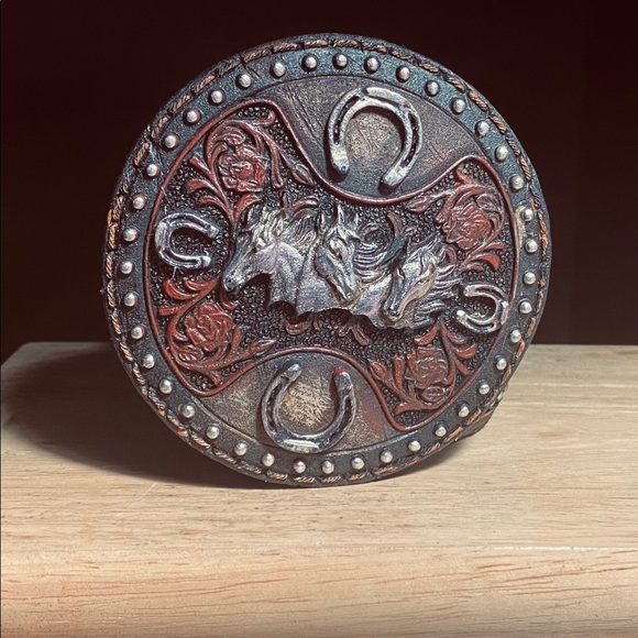 Small beautiful Keepsake box - Picture 3 of 3